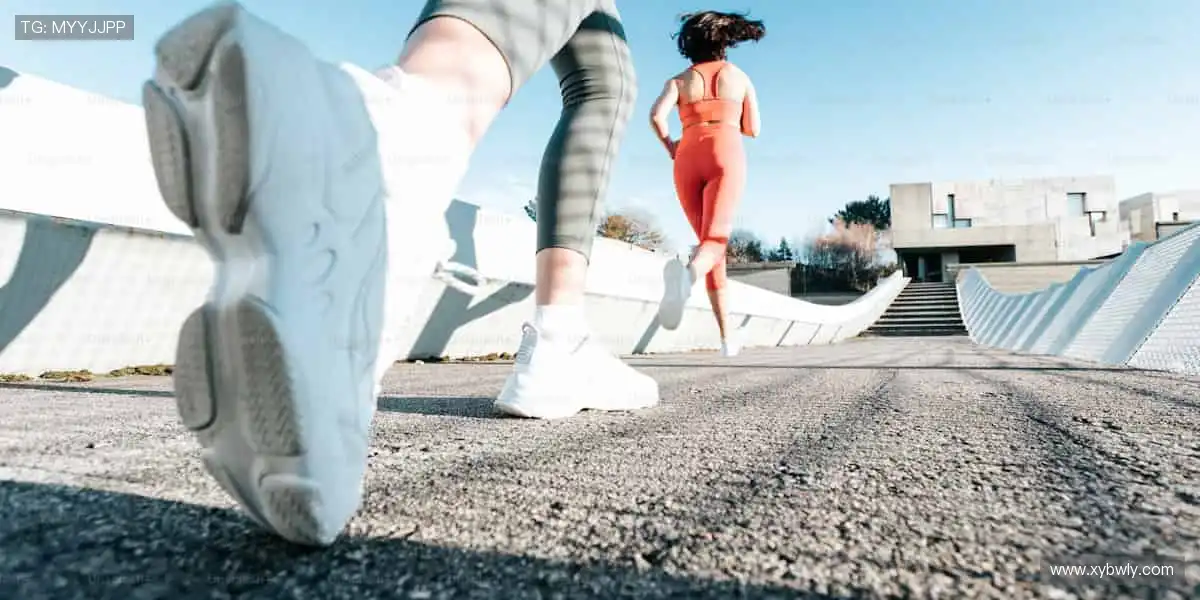 热血赛事，激情一触即发！🔥 每一次挥汗，都是对胜利的渴望！